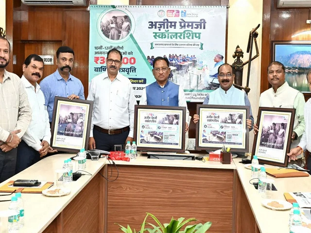 छत्तीसगढ़ में अज़िम प्रीम्‍जी छात्रवृत्ति योजना लॉन्च: बेटी को 30,000 रुपए का वार्षिक समर्थन